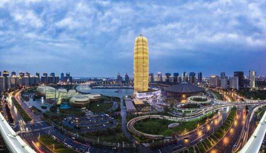 河南之声,尊敬的听众,亲爱的朋友们,携手共话美好未来