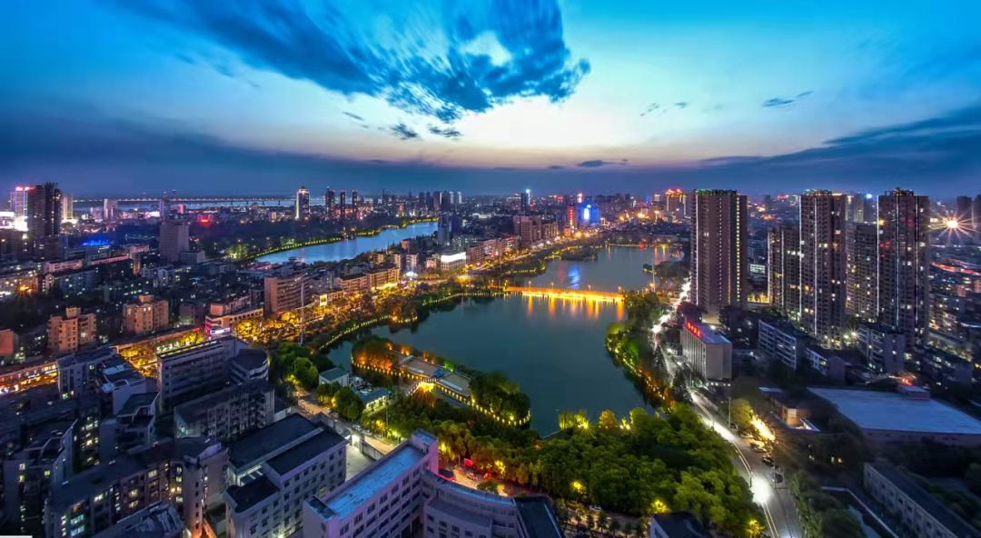 湖北抗疫先锋，开启发展新篇章